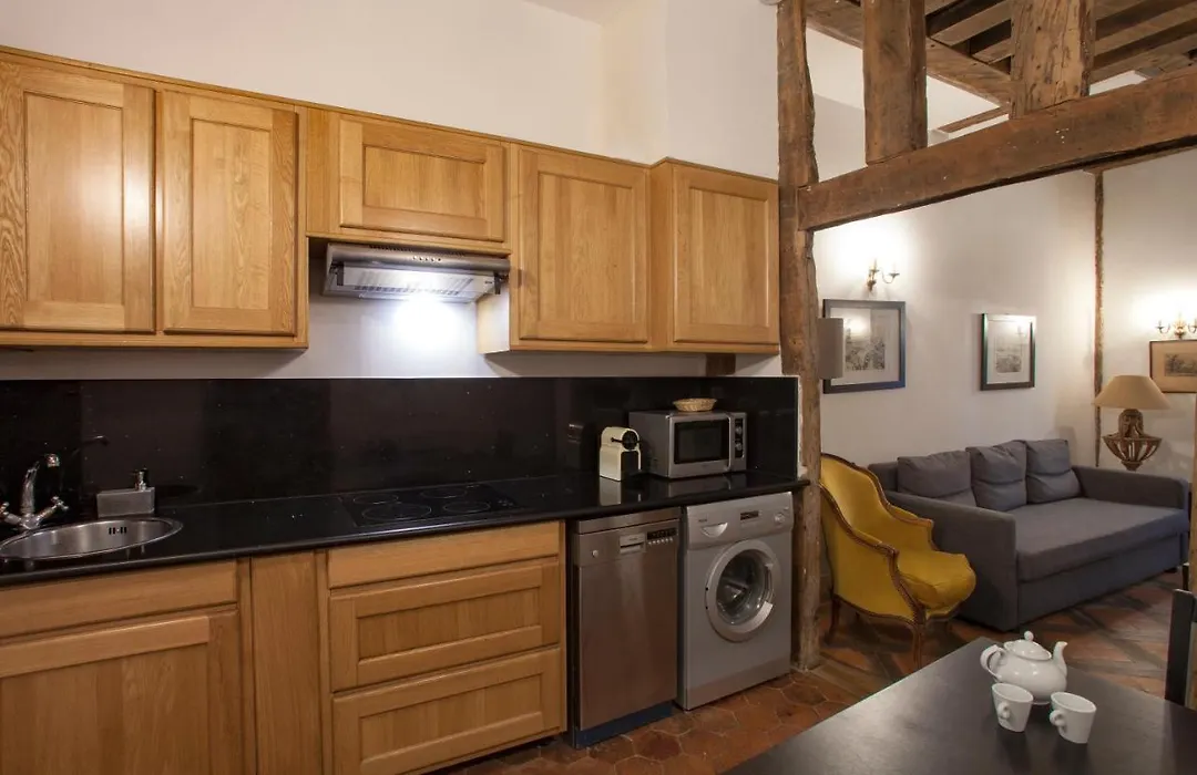 Gregoire Apartment-1