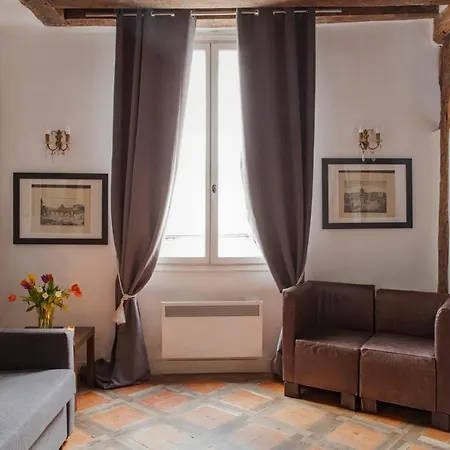 Gregoire Apartment-3